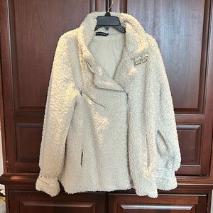 Pretty Little Thing! Super cute jacket